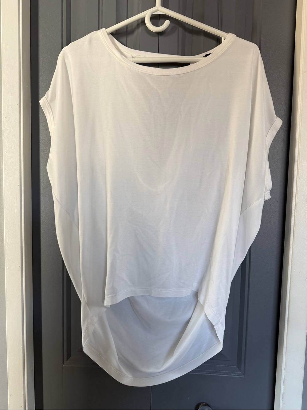 SEN White Draped Cowl Neck High Low Top Size 2 Medium